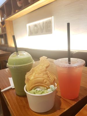 Cafe Clover Philly by null