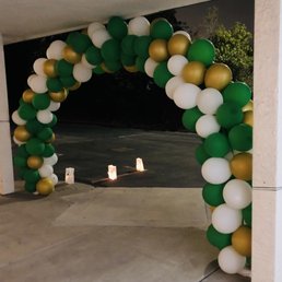 Balloon arch