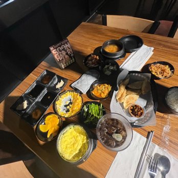 Jab-Sa Korean BBQ - sides and veggie dumplings - Korean Near Me - Lavonia, Georgia