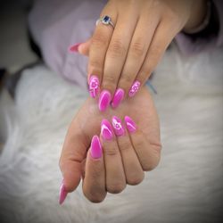 LN Nails & Spa