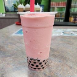 Strawberry Smoothie with Boba