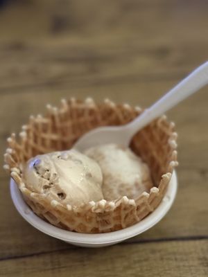 Jeni's Splendid Ice Creams by null