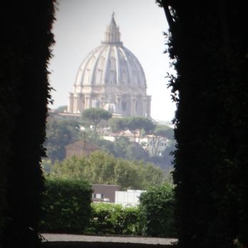 The Aventine Keyhole - Got it!! - Arts & Entertainment Near Me - Rome, RM