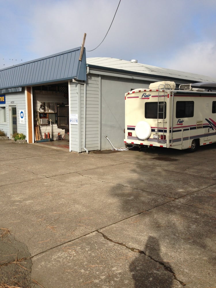 TB’S OAK PARK AUTOMOTIVE Updated October 2024 11 Reviews 4335