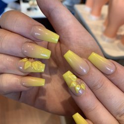 Coco Nails & Spa - Ombre