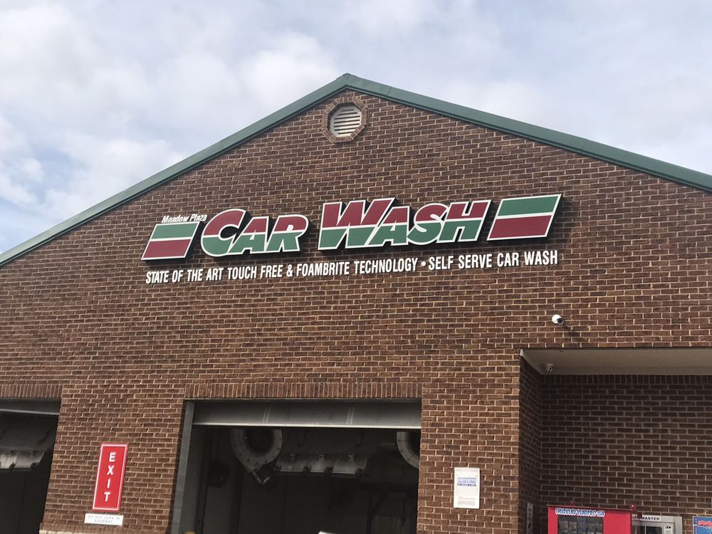 MEADOW PLAZA CAR WASH CLOSED Updated July 2024 370 E New Circle