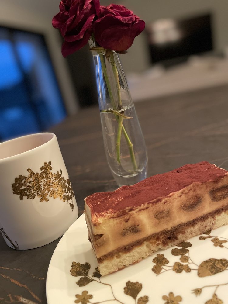 RAFI’S PASTRY 134 Photos & 205 Reviews 1250 W Glenoaks Blvd