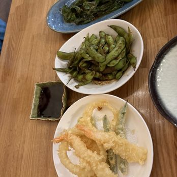 Momo Sushi - Sushi Bars Near Me - Henderson, Nevada