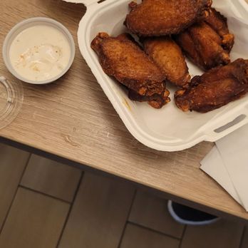 Au79 Teahouse - Spicy chicken wings - Coffee & Tea Near Me - Arcadia, California Au79 Teahouse - Spicy chicken wings - Coffee & Tea Near Me - Arcadia, California