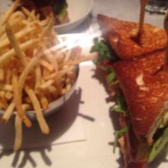 Deville Dinerbar - Chicken club - Diners Near Me - Montreal, Quebec Deville Dinerbar - Chicken club - Diners Near Me - Montreal, Quebec