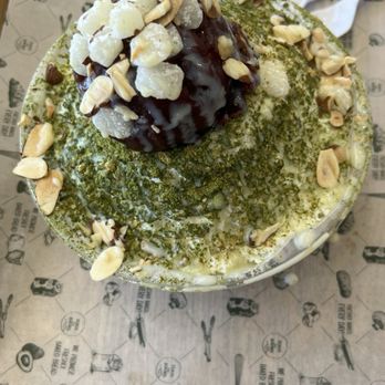 Tous Les Jours - Green Tea Shaved Ice - Bakeries Near Me - Dublin, California
