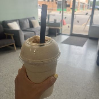 CLE Nutrition - Banana Bread Shake - Juice Bars & Smoothies Near Me - North Olmsted, Ohio CLE Nutrition - Banana Bread Shake - Juice Bars & Smoothies Near Me - North Olmsted, Ohio