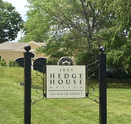 Hedge House Museum by null