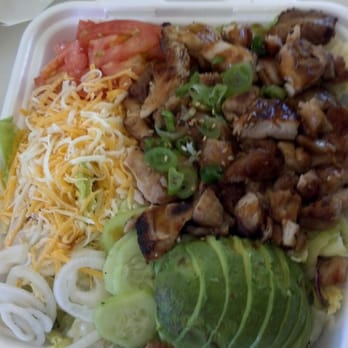 Bom Bom Grill - Grilled chicken salad - Asian Fusion Near Me - Bellflower, California