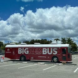 OneBlood Cape Coral Donor Center - Be a life saver, Donate Blood.  Bell Tower Parking Lot 06.05.2022
