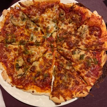Tomaso's Italian Villa - Deluxe pizza - Italian Near Me - Norton, Ohio Tomaso's Italian Villa - Deluxe pizza - Italian Near Me - Norton, Ohio