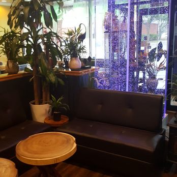 Dan Thai - Nice waiting area... - Thai Near Me - Schaumburg, Illinois Dan Thai - Nice waiting area... - Thai Near Me - Schaumburg, Illinois