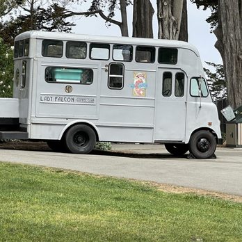 Alamo Square - Coffee truck - Parks Near Me - San Francisco, California