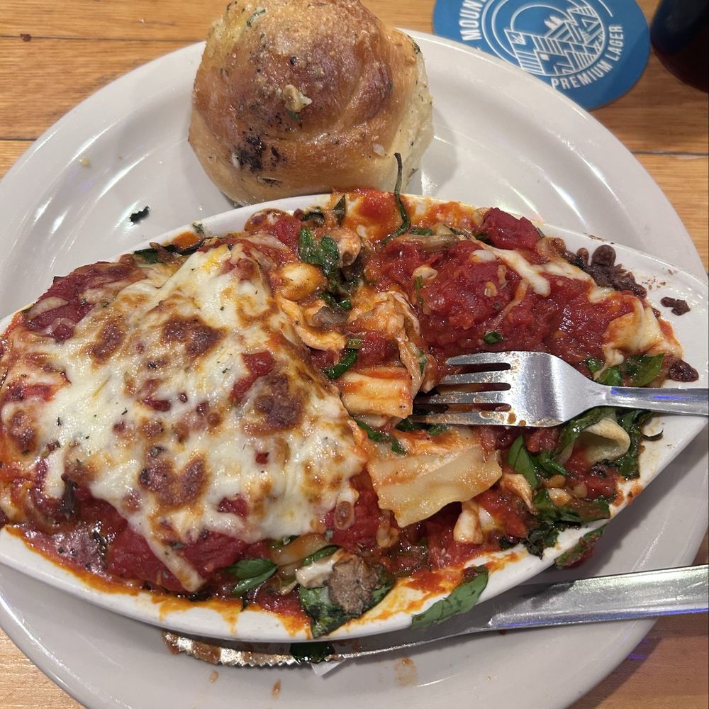 Blue Mountain Pizza - Vegetable lasagna - Italian Near Me - Weaverville, North Carolina Blue Mountain Pizza - Vegetable lasagna - Italian Near Me - Weaverville, North Carolina