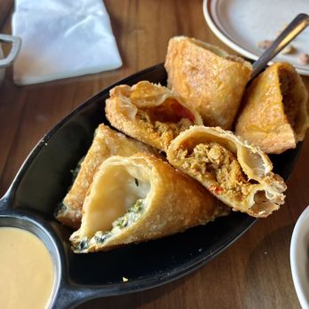 Mompou Tapas Bar & Restaurant - Empanadas - Spanish Near Me - Newark, New Jersey