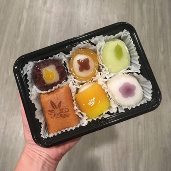 Fugetsu-Do - Mochi! - Candy Stores Near Me - Los Angeles, California Fugetsu-Do - Mochi! - Candy Stores Near Me - Los Angeles, California