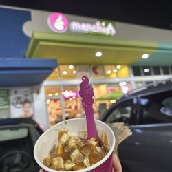 Menchies - Original tart with cheesecake crumbs and caramel