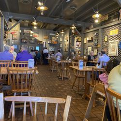 Cracker Barrel Old Country Store