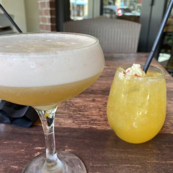 Batch Local Kitchen - Pecan whiskey sour and sangria - Cocktail Bars Near Me - West Palm Beach, Florida Batch Local Kitchen - Pecan whiskey sour and sangria - Cocktail Bars Near Me - West Palm Beach, Florida
