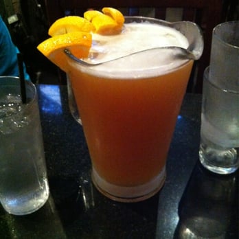 Red 88 - Davis - Pitcher of blue moon - Asian Fusion Near Me - Davis, California