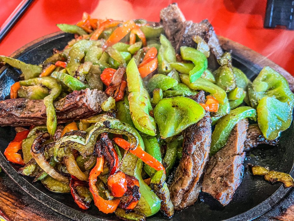Mamaveca Mexican And Peruvian Restaurant