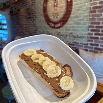 MoonShots - Juice Bars & Smoothies Near Me - Guilford, Connecticut