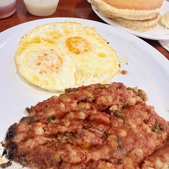 Eggs 'n Things - Waikiki Beach Eggspress - Breakfast Meat and Eggs with Corn Beef Hash - Breakfast & Brunch Near Me - Honolulu, Hawaii Eggs 'n Things - Waikiki Beach Eggspress - Breakfast Meat and Eggs with Corn Beef Hash - Breakfast & Brunch Near Me - Honolulu, Hawaii