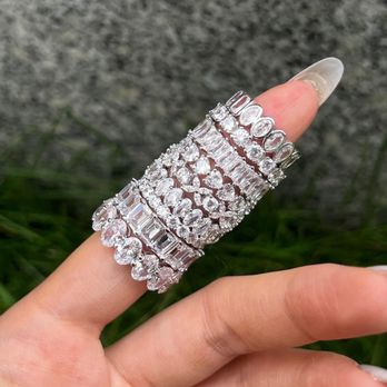 Lab Diamond NY - Wedding Bands different Shapes - Jewelry Near Me - New York, New York Lab Diamond NY - Wedding Bands different Shapes - Jewelry Near Me - New York, New York