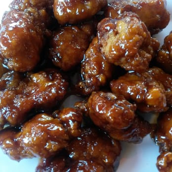 Broadway Diner - Boneless Bourbon Wings - Diners Near Me - Baltimore, Maryland