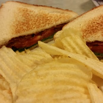 Hinkle's Restaurant - BLT - New American Near Me - Columbia, Pennsylvania