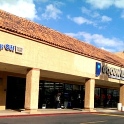 Goodwill - Storefront.