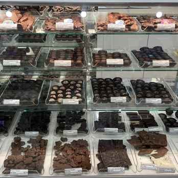 Kilwins Ice Cream - Chocolate - Fudge - Desserts Near Me - Winter Park, Florida