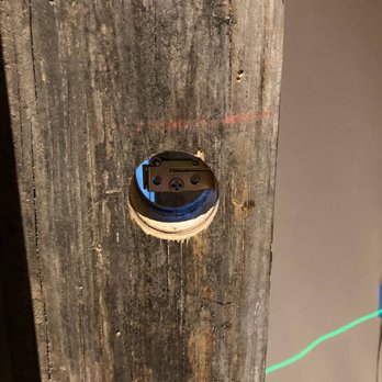 V-LOCKSMITH - Making new hole to instal deadbolt lock - Keys & Locksmiths Near Me - New York, New York