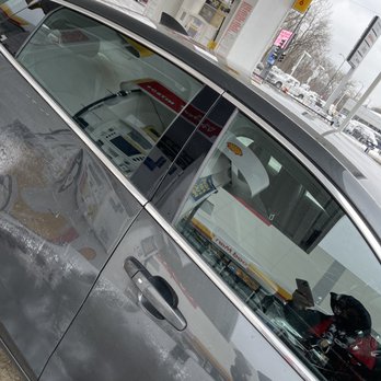 Fernandez Auto Glass & Repair - LOOKS BRAND NEW! - Auto Glass Services Near Me - Chicago, Illinois