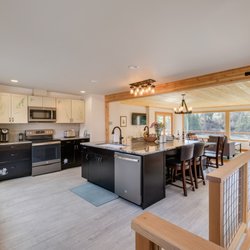Leavenworth Great Escapes - Peshastin River Place Kitchen