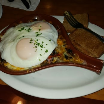 Le Peep - Grande Skillet,Banana walnut french toast - Breakfast & Brunch Near Me - Edison, New Jersey