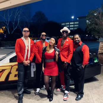 Fresh Play Music - Rocking Red & Black! #livemusic #FreshPlay #Musicians #Singers #SanDiegoMusicians #freshplaysandiego - Musicians Near Me Fresh Play Music - Rocking Red & Black! #livemusic #FreshPlay #Musicians #Singers #SanDiegoMusicians #freshplaysandiego - Musicians Near Me