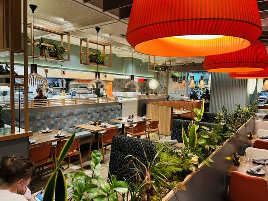 Melo's Italian Table by null