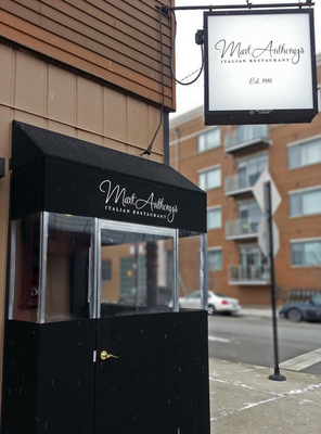 Universal Awnings & Signs