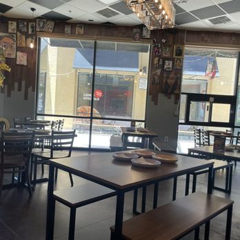 Rao Thai Eatery - Dining area - Thai Near Me - Elk Grove, California Rao Thai Eatery - Dining area - Thai Near Me - Elk Grove, California