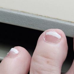 Amour Nails