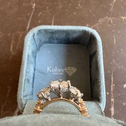 Kubes Jewelers - Front View