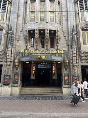 Pathé Koninklijk Theater Tuschinski by null
