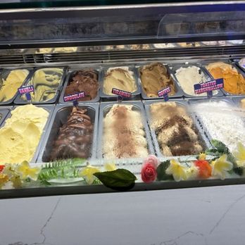 Gelato & Chill - Gelato Near Me - Honolulu, Hawaii