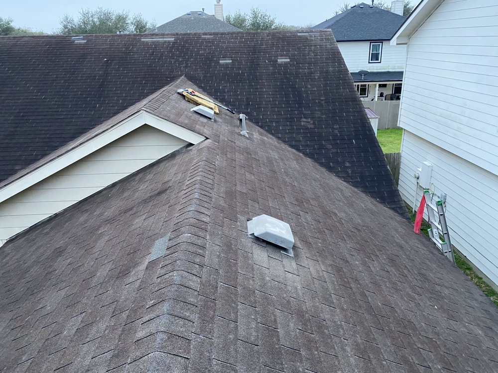 Slide of R Roofing & Exterior